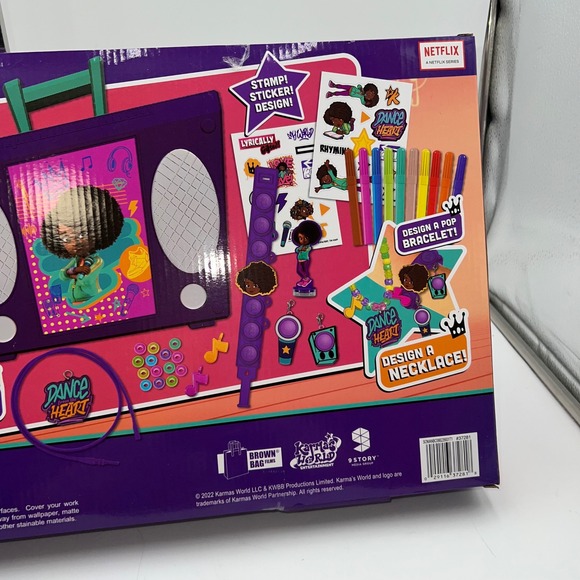Karmas World Create Carry Creativity Set Boombox Activity Pad Markers Stickers - Picture 7 of 10